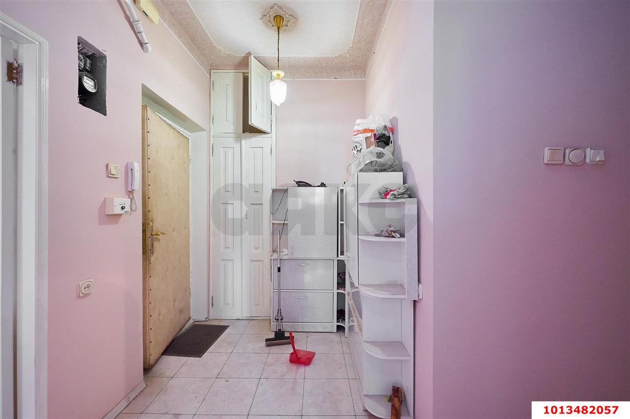 Фото №13: 3-комнатная квартира 84&nbsp;м², 3/4&nbsp;эт. - Краснодар, Центральный внутригородской округ, мкр. Центральный, ул. Орджоникидзе, 56