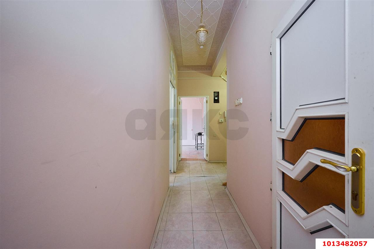Фото №12: 3-комнатная квартира 84&nbsp;м², 3/4&nbsp;эт. - Краснодар, Центральный внутригородской округ, мкр. Центральный, ул. Орджоникидзе, 56