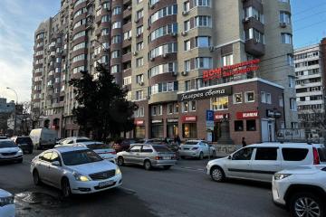 Фото №1: Торговое помещение 21 м², -1/16 эт. - Краснодар, мкр. Западный внутригородской округ, ул. Бабушкина, 295