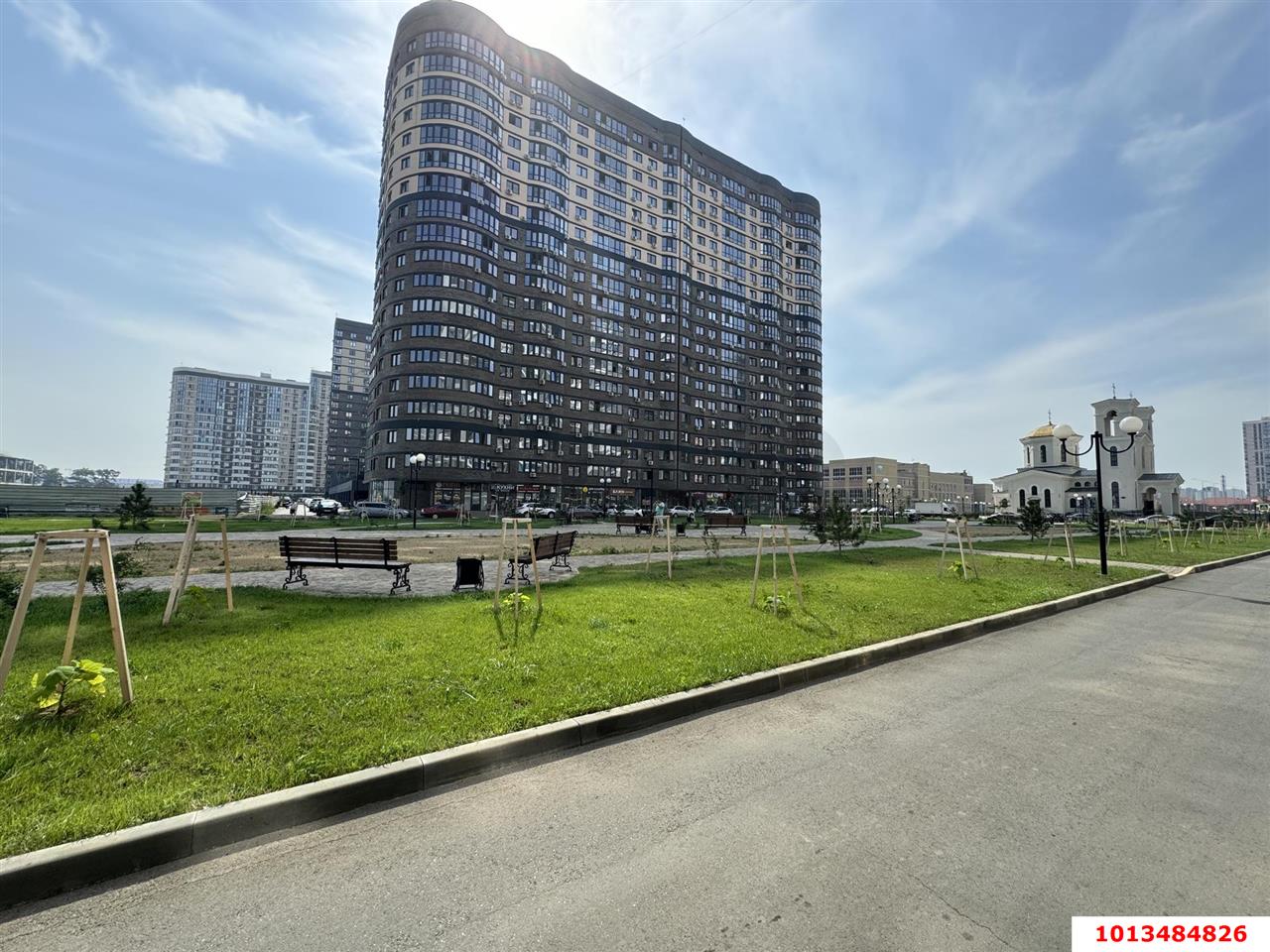 Фото №6: Торговое помещение 47&nbsp;м², 1/19&nbsp;эт. - Краснодар, Прикубанский внутригородской округ, Россинского, мкр. жилой комплекс Red777, ул. Адмирала Крузенштерна, 5/2