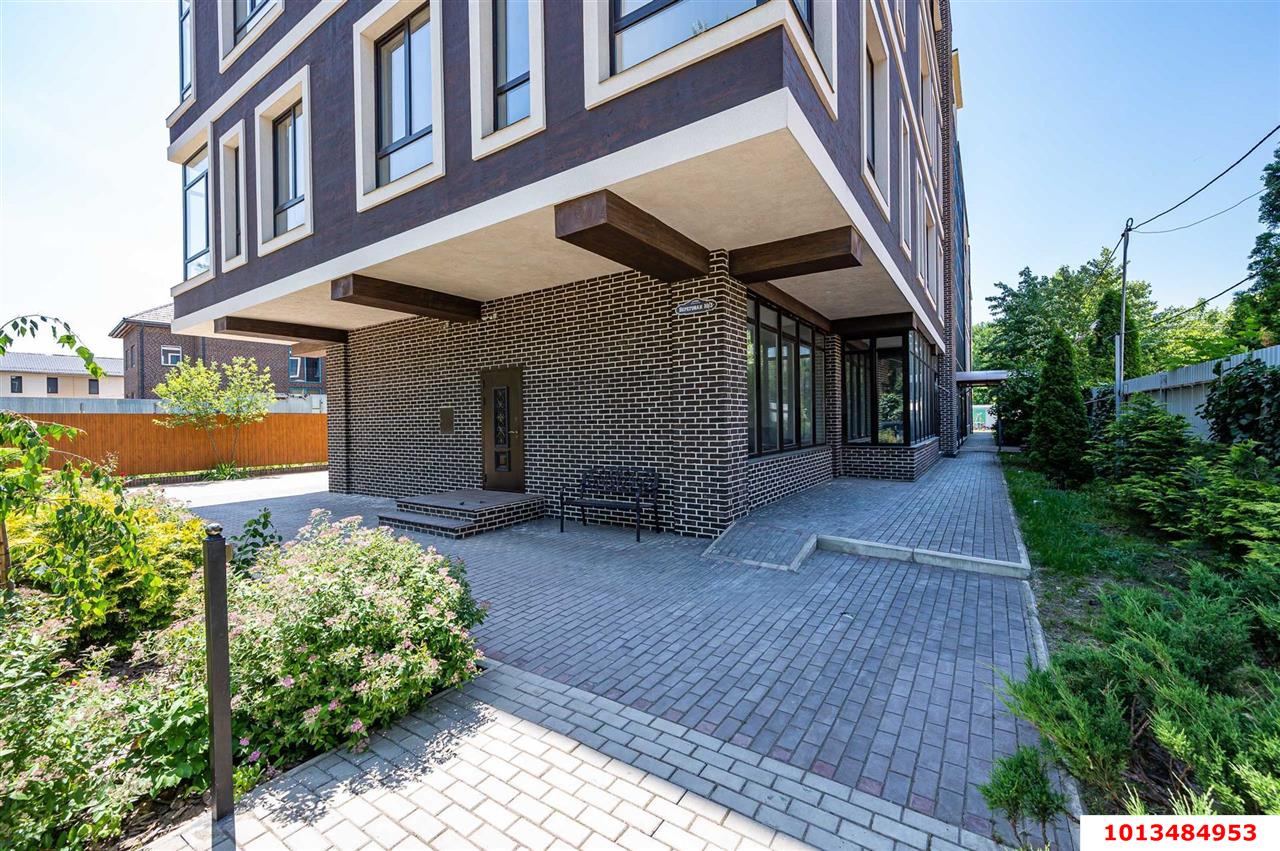 Фото №2: 4-комнатная квартира 270&nbsp;м², 4/4&nbsp;эт. - Краснодар, Западный внутригородской округ, Горогороды, мкр. Центральный, ул. Береговая, 10/3