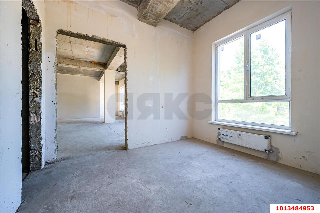Фото №12: 4-комнатная квартира 270&nbsp;м², 4/4&nbsp;эт. - Краснодар, Западный внутригородской округ, Горогороды, мкр. Центральный, ул. Береговая, 10/3