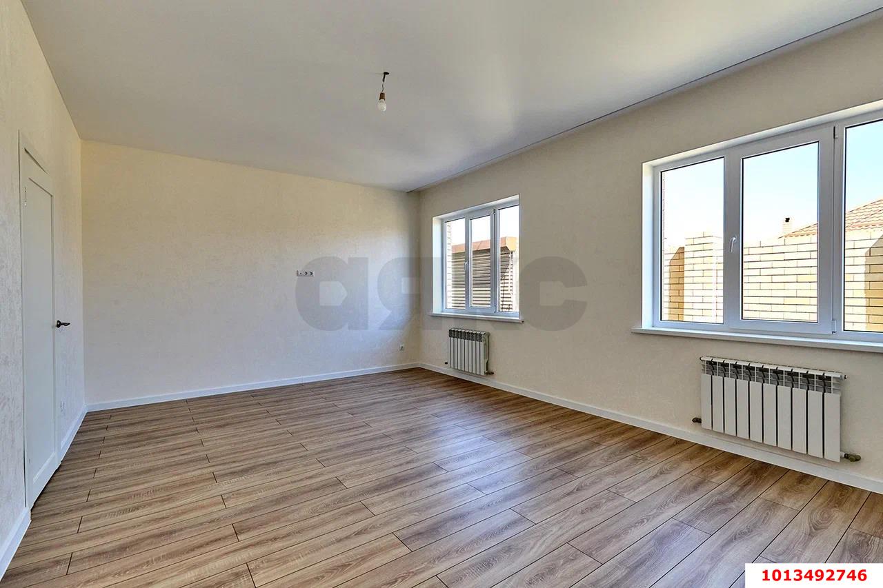 Фото №4: Дом 138&nbsp;м² + 3.9&nbsp;сот., 2&nbsp;эт. - Южный, п. коттеджный  Южная столица, ул. Ейская, 37