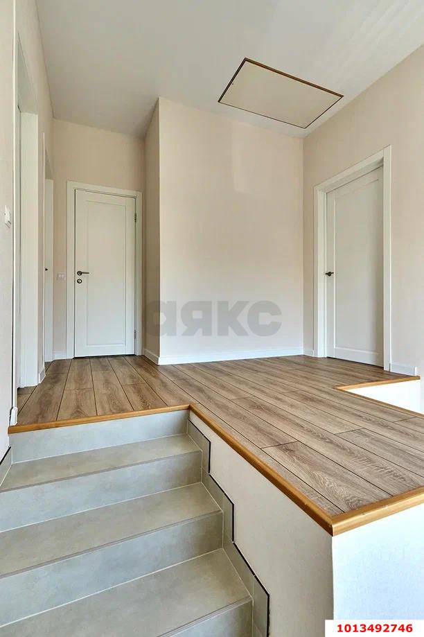 Фото №8: Дом 138&nbsp;м² + 3.9&nbsp;сот., 2&nbsp;эт. - Южный, п. коттеджный  Южная столица, ул. Ейская, 37
