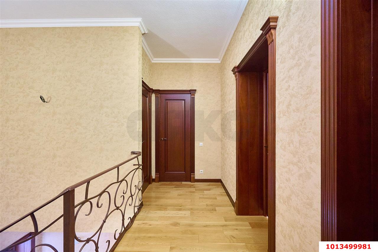 Фото №33: Дом 271&nbsp;м² + 10&nbsp;сот., 3&nbsp;эт. - Краснодар, Прикубанский внутригородской округ, мкр. 2-я Площадка, ул. Степана Коцура