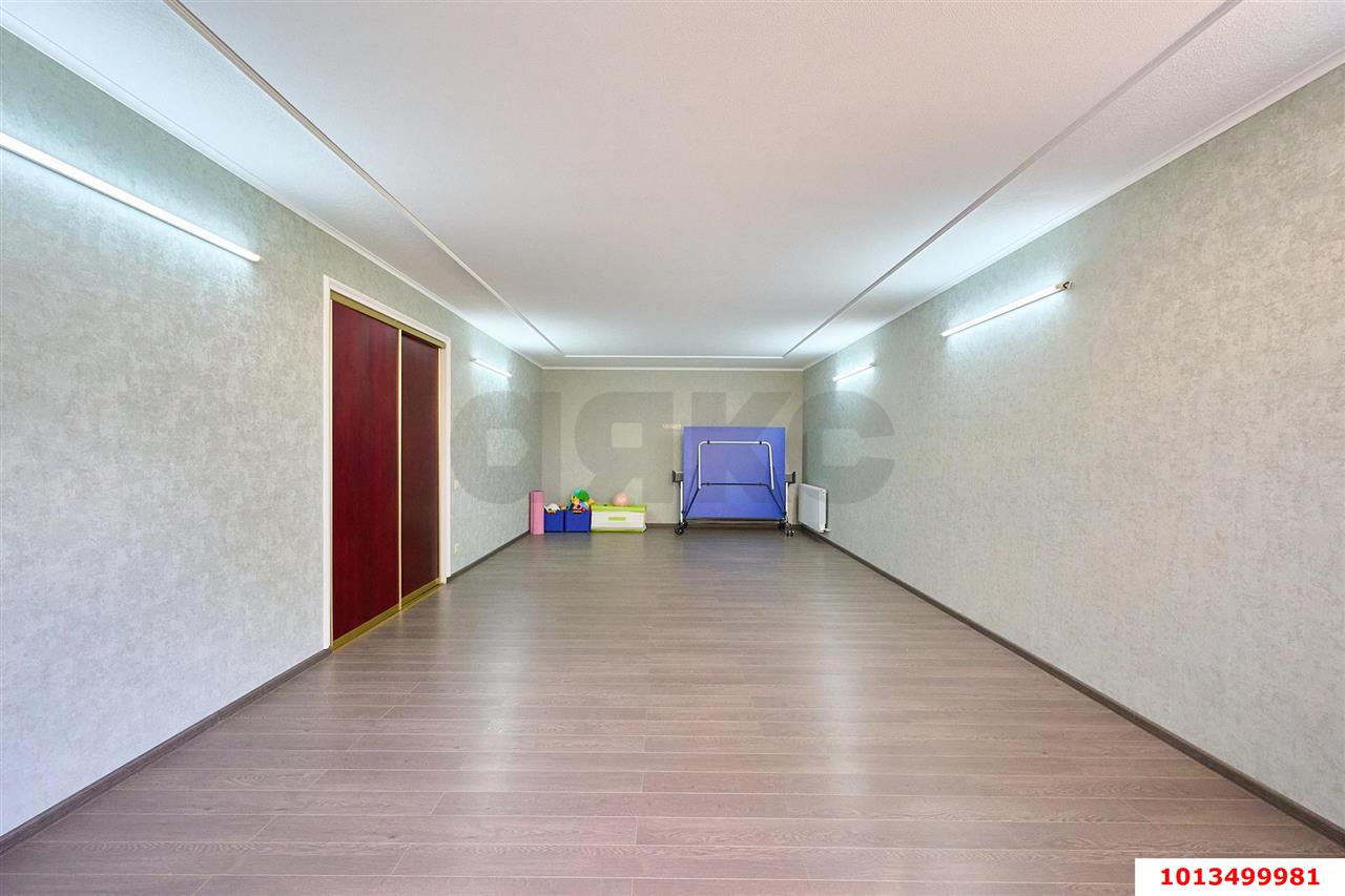 Фото №38: Дом 271&nbsp;м² + 10&nbsp;сот., 3&nbsp;эт. - Краснодар, Прикубанский внутригородской округ, мкр. 2-я Площадка, ул. Степана Коцура