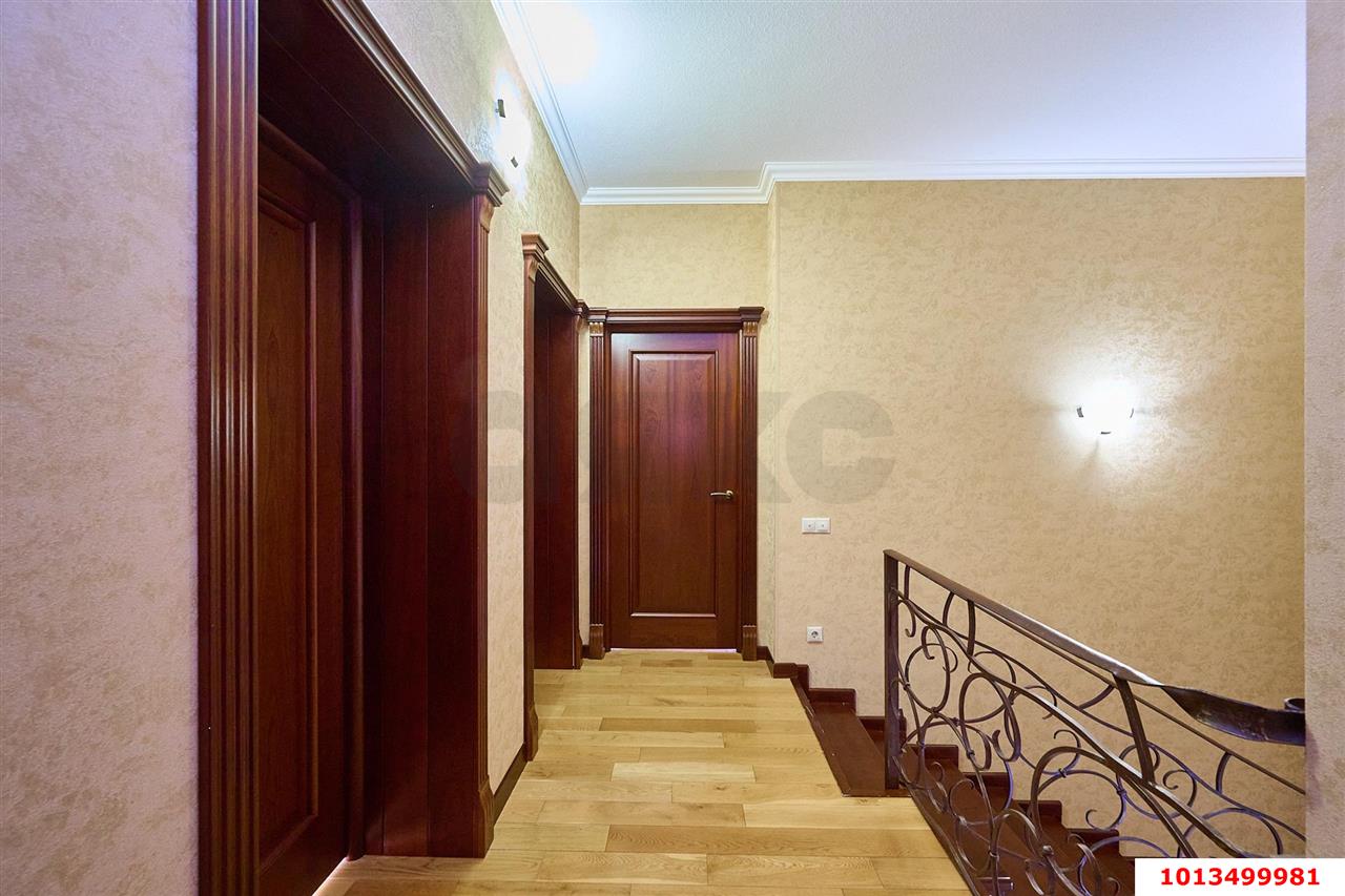 Фото №34: Дом 271&nbsp;м² + 10&nbsp;сот., 3&nbsp;эт. - Краснодар, Прикубанский внутригородской округ, мкр. 2-я Площадка, ул. Степана Коцура