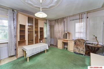 Фото №1: 2-комнатная квартира 33 м², 1/1 эт. - Краснодар, мкр. Центральный, ул. Чапаева, 96