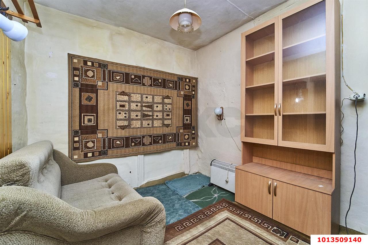 Фото №5: 2-комнатная квартира 33&nbsp;м², 1/1&nbsp;эт. - Краснодар, Центральный внутригородской округ, мкр. Центральный, ул. Чапаева, 96