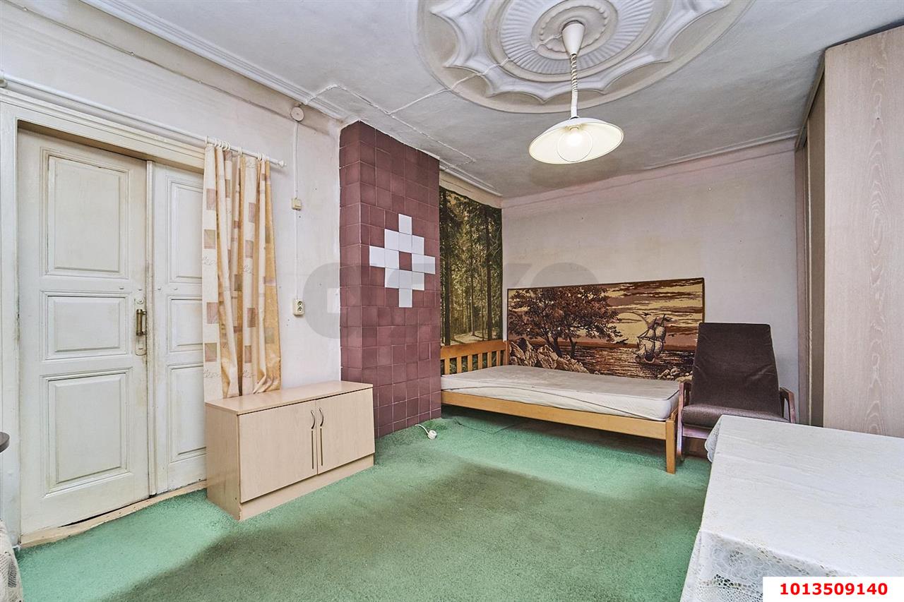 Фото №4: 2-комнатная квартира 33&nbsp;м², 1/1&nbsp;эт. - Краснодар, Центральный внутригородской округ, мкр. Центральный, ул. Чапаева, 96