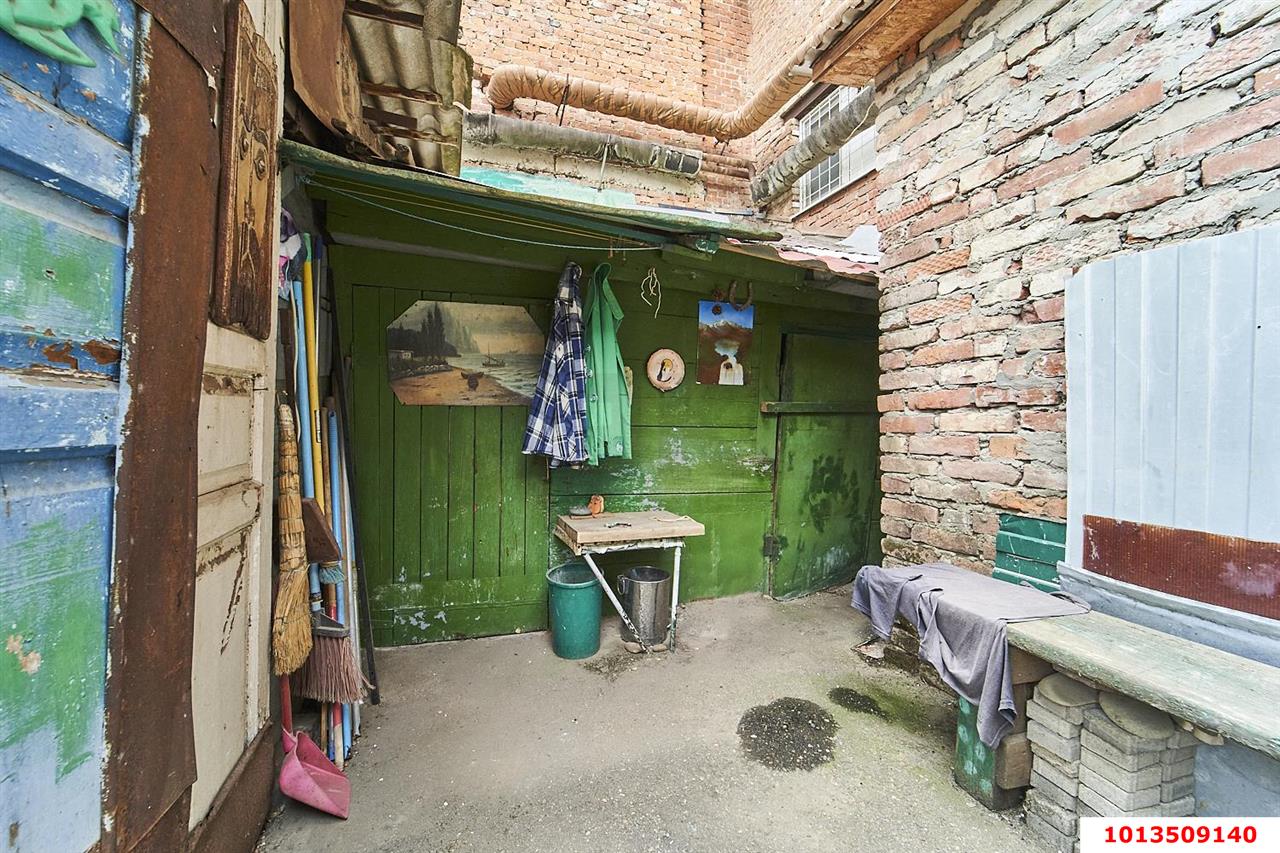 Фото №16: 2-комнатная квартира 33&nbsp;м², 1/1&nbsp;эт. - Краснодар, Центральный внутригородской округ, мкр. Центральный, ул. Чапаева, 96
