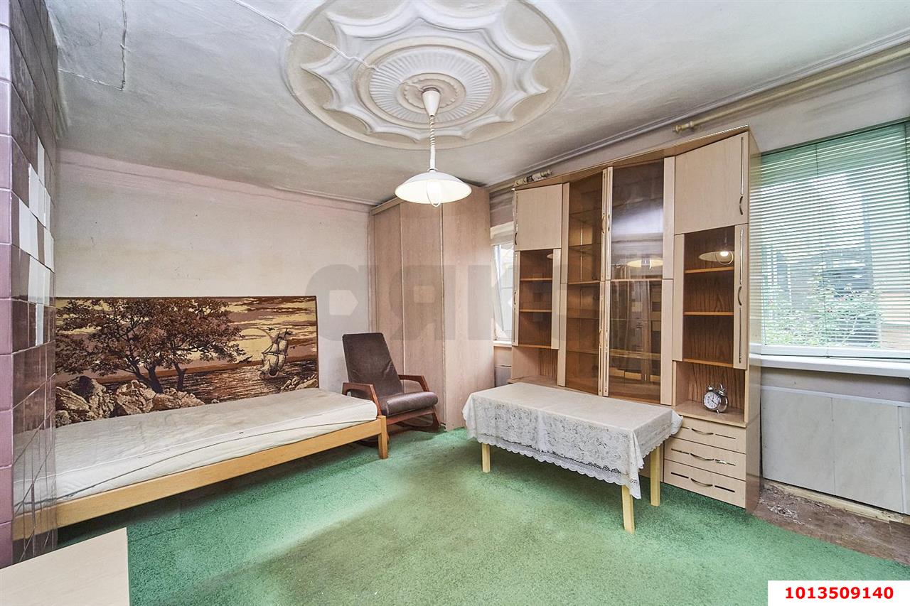 Фото №2: 2-комнатная квартира 33&nbsp;м², 1/1&nbsp;эт. - Краснодар, Центральный внутригородской округ, мкр. Центральный, ул. Чапаева, 96