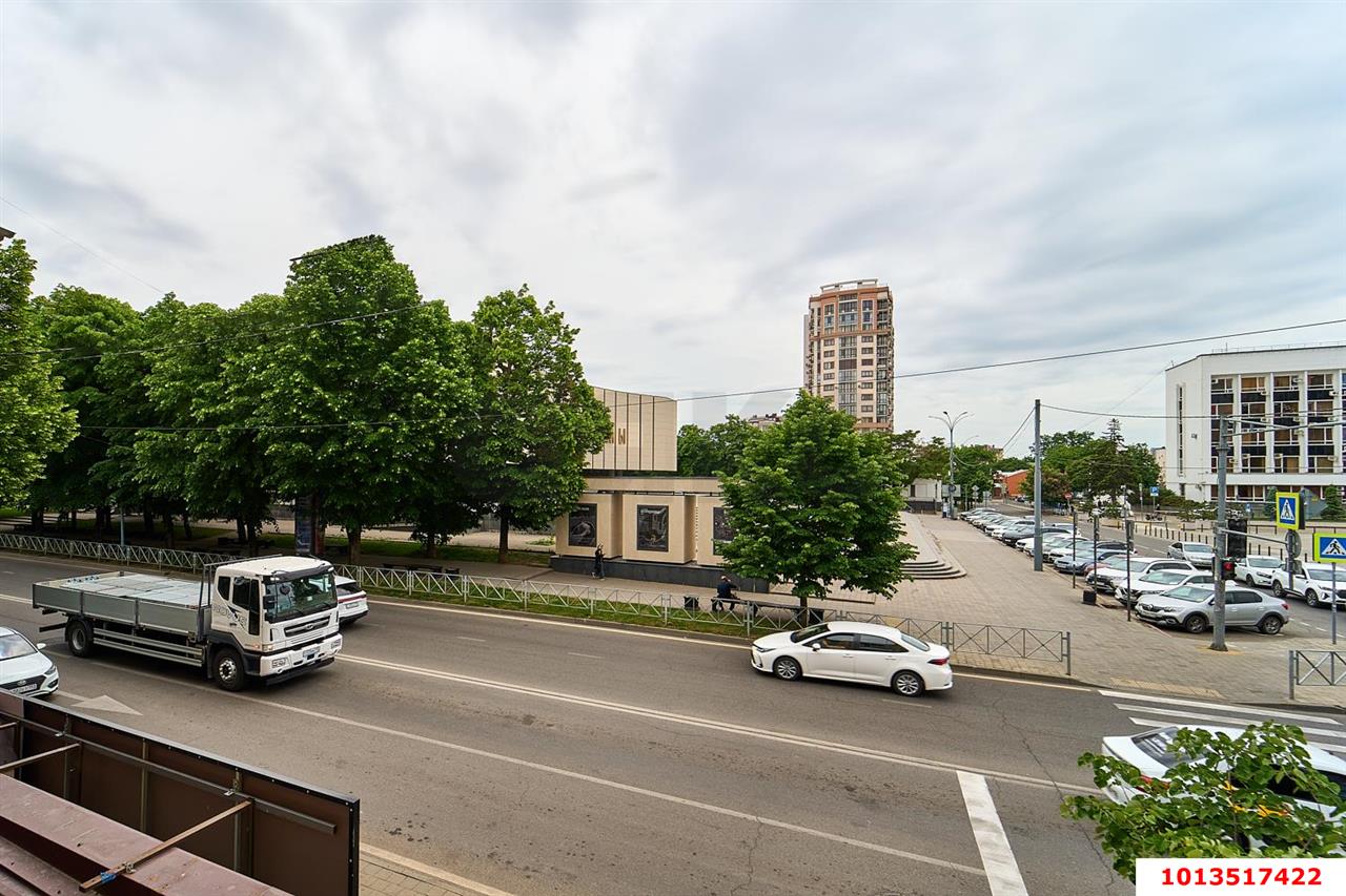 Фото №19: 2-комнатная квартира 50&nbsp;м², 2/5&nbsp;эт. - Краснодар, Центральный внутригородской округ, мкр. Центральный, ул. Будённого, 141