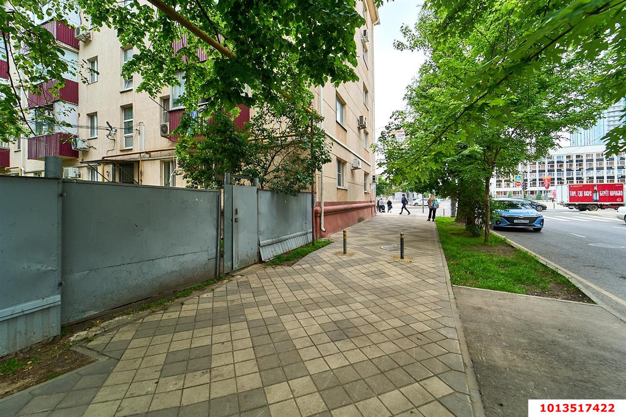 Фото №16: 2-комнатная квартира 50&nbsp;м², 2/5&nbsp;эт. - Краснодар, Центральный внутригородской округ, мкр. Центральный, ул. Будённого, 141