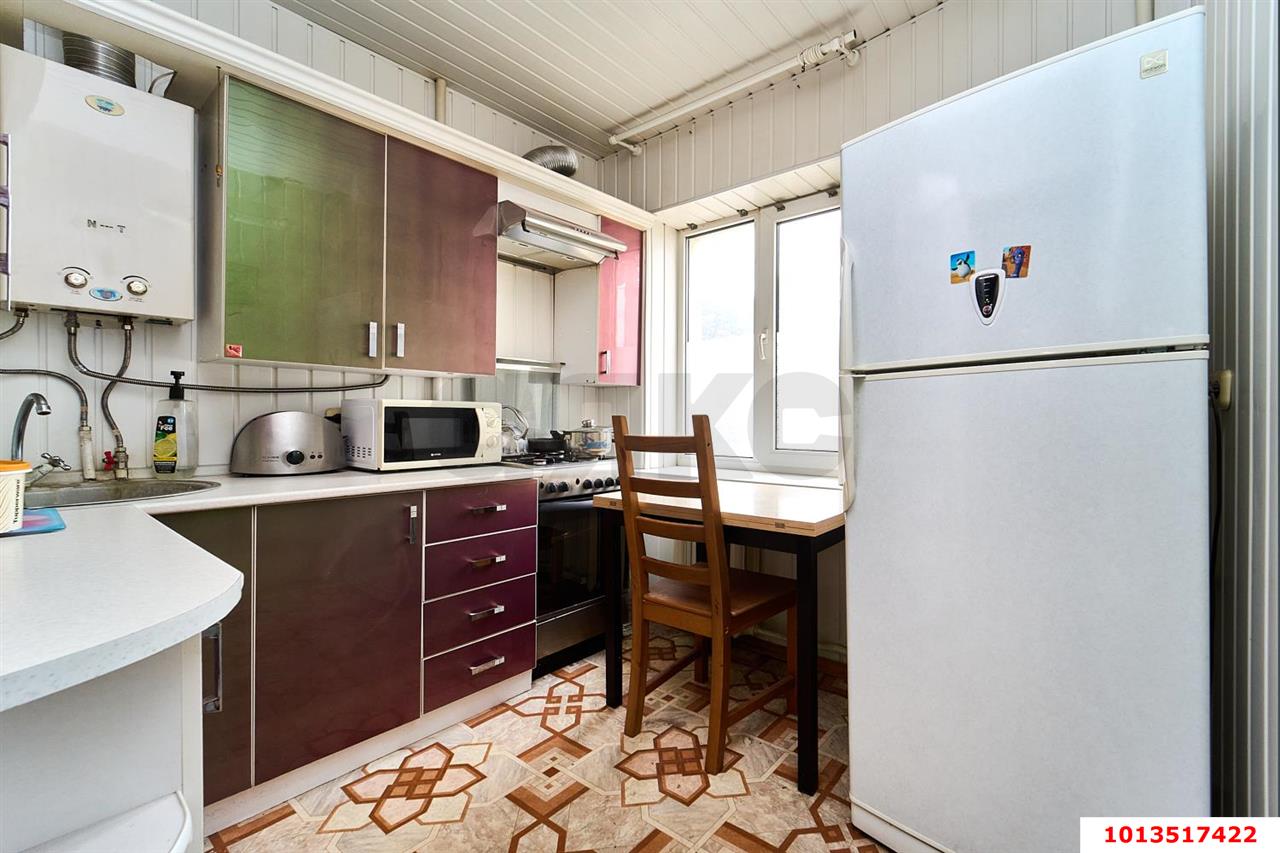 Фото №11: 2-комнатная квартира 50&nbsp;м², 2/5&nbsp;эт. - Краснодар, Центральный внутригородской округ, мкр. Центральный, ул. Будённого, 141
