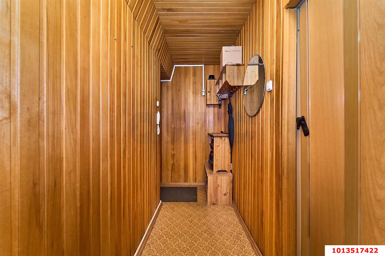 Фото №2: 2-комнатная квартира 50&nbsp;м², 2/5&nbsp;эт. - Краснодар, Центральный внутригородской округ, мкр. Центральный, ул. Будённого, 141
