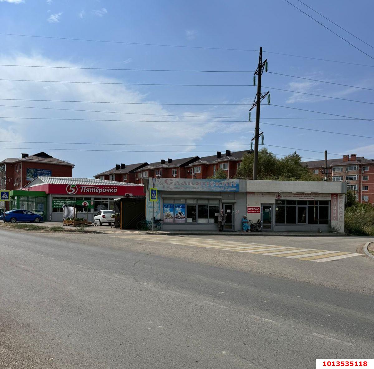 Фото №1: Торговое помещение 40&nbsp;м², 1/1&nbsp;эт. - Яблоновский, ул. Космическая, 53/3