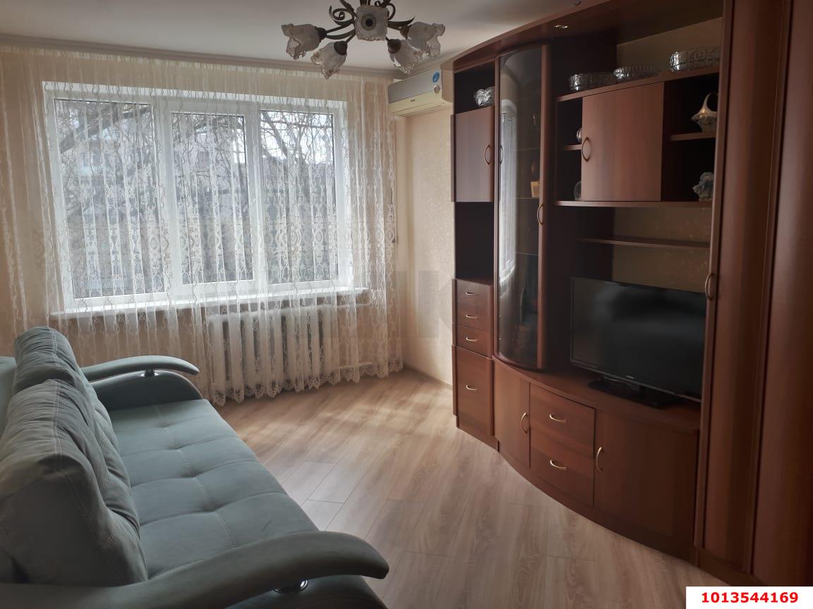 Фото №1: 2-комнатная квартира 47&nbsp;м², 3/5&nbsp;эт. - Краснодар, Прикубанский внутригородской округ, мкр. Фестивальный, ул. Атарбекова, 41