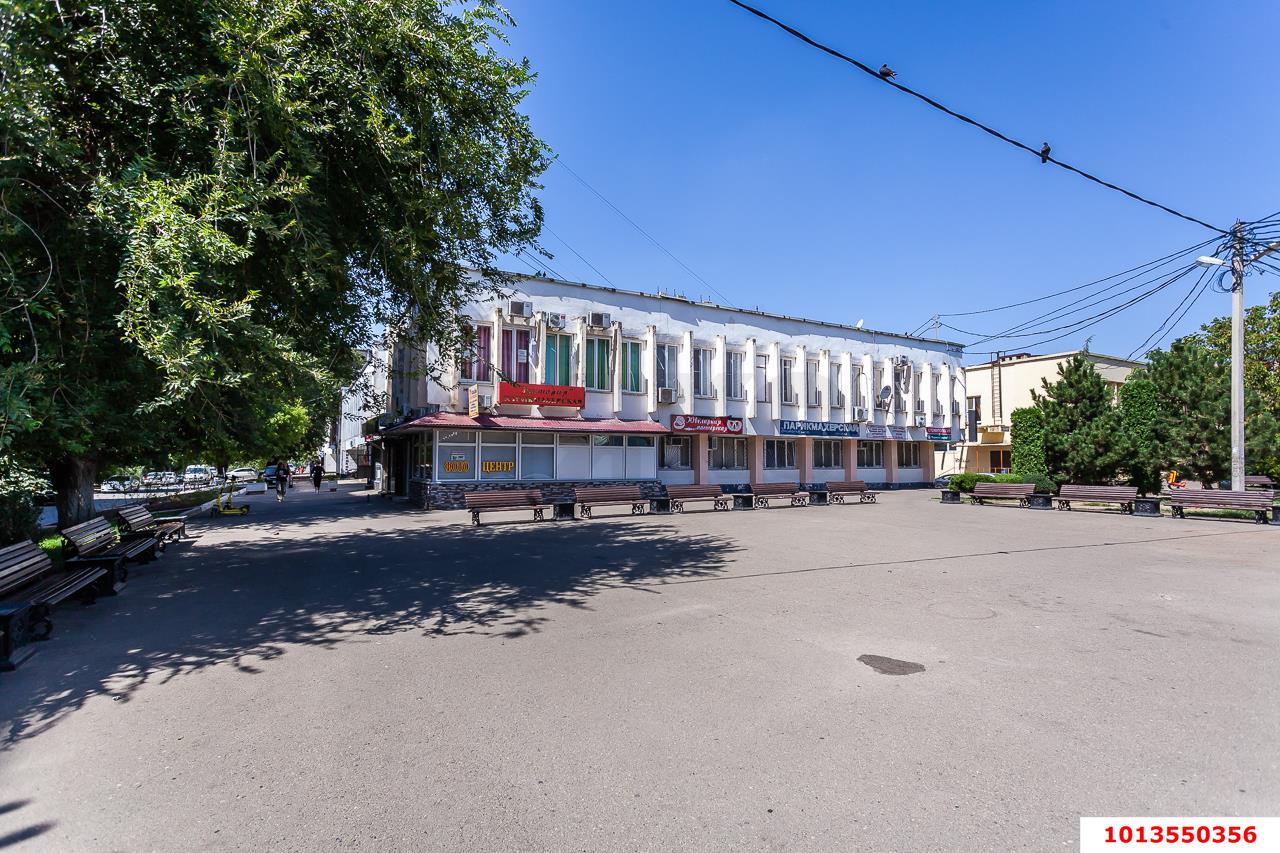 Фото №14: Торговое помещение 39&nbsp;м², 2/2&nbsp;эт. - Краснодар, Карасунский внутригородской округ, мкр. Комсомольский, ул. Уральская, 156