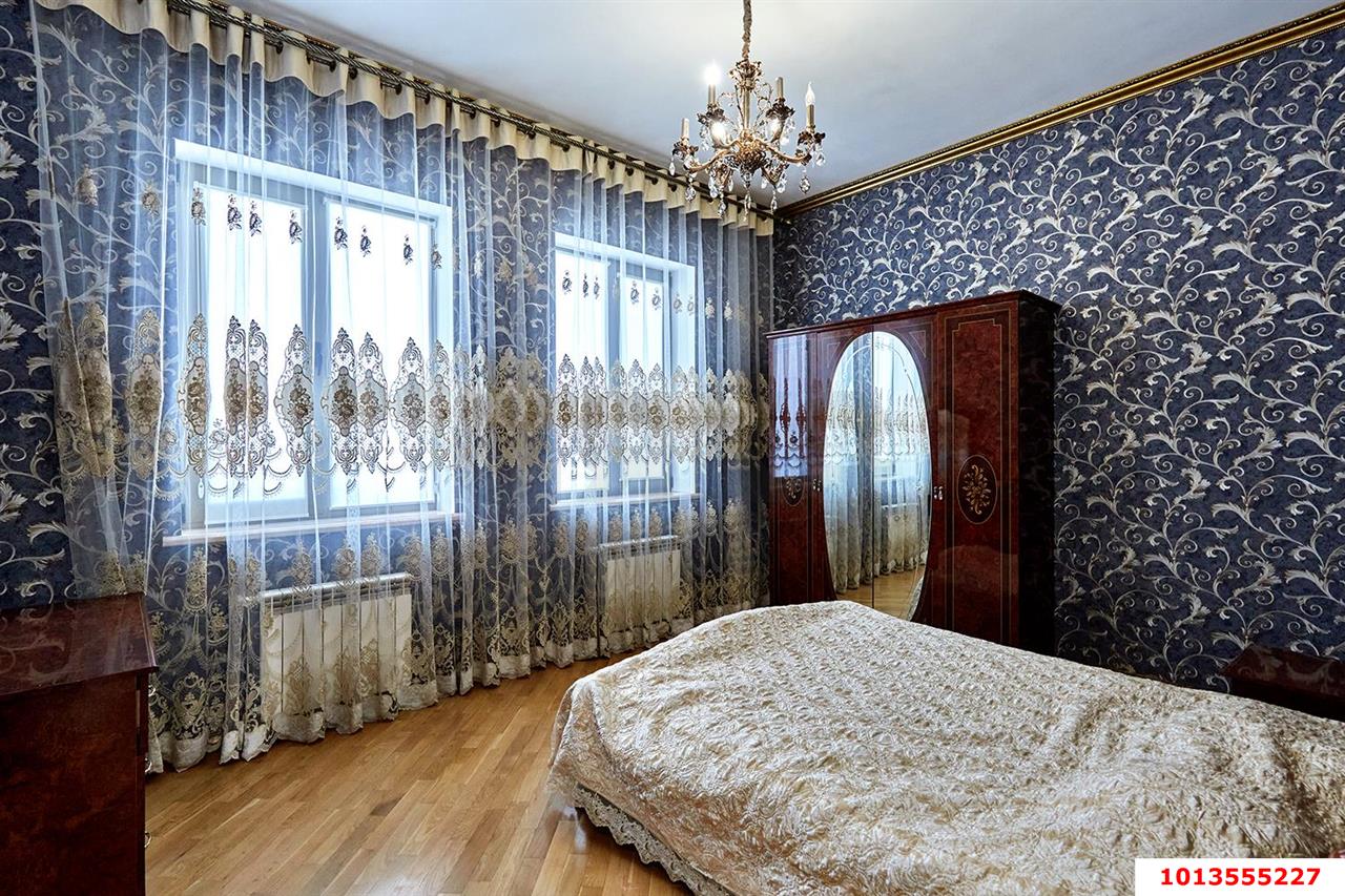 Фото №8: Дом 274&nbsp;м² + 4&nbsp;сот., 2&nbsp;эт. - Краснодар, Прикубанский внутригородской округ, Калинино, мкр. Завод Радиоизмерительных Приборов, ул. Есаульская, 1/1