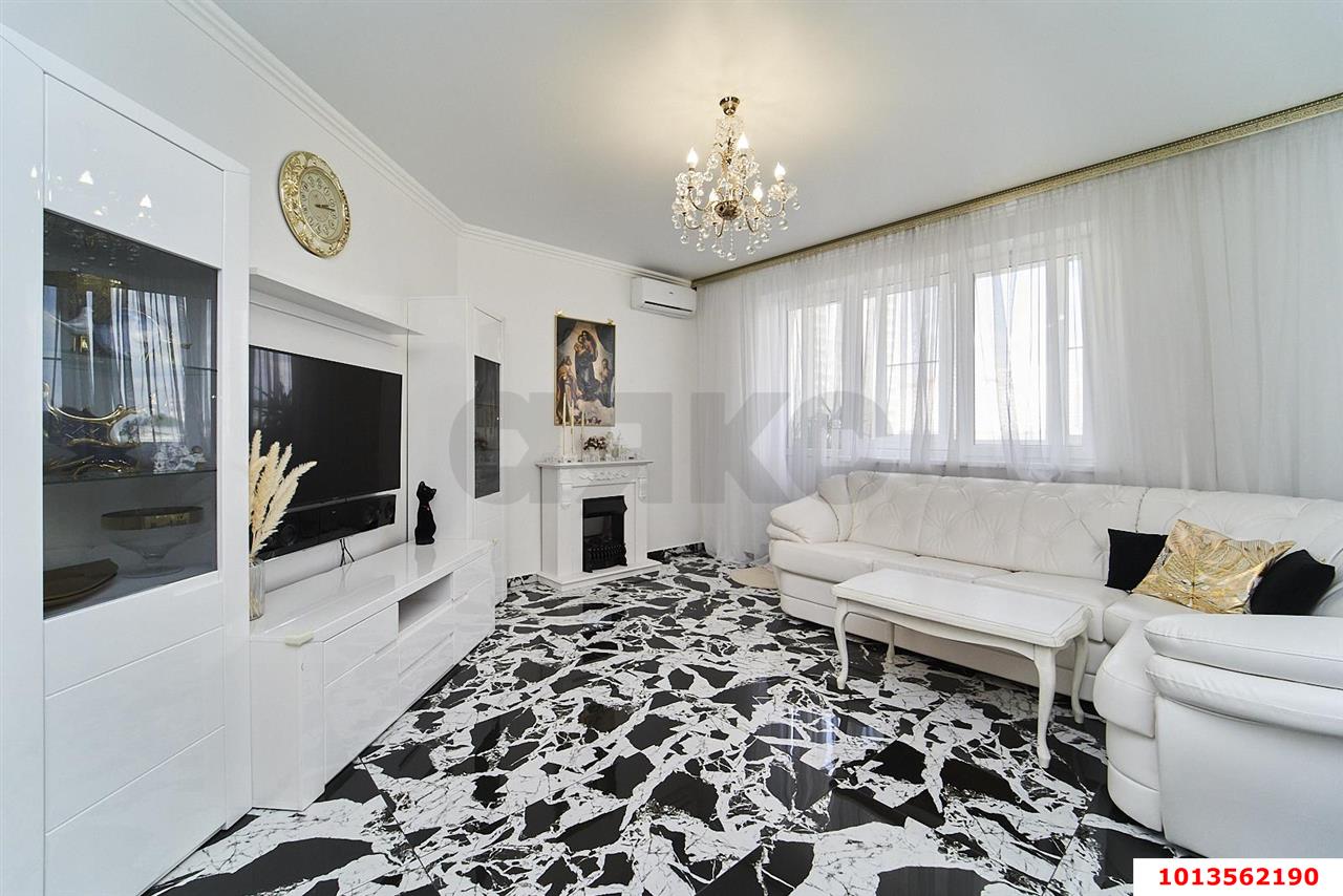 Фото №3: 3-комнатная квартира 90&nbsp;м², 3/22&nbsp;эт. - Краснодар, Прикубанский внутригородской округ, мкр. ЖК Бауинвест, ул. имени 40-летия Победы, 186к3