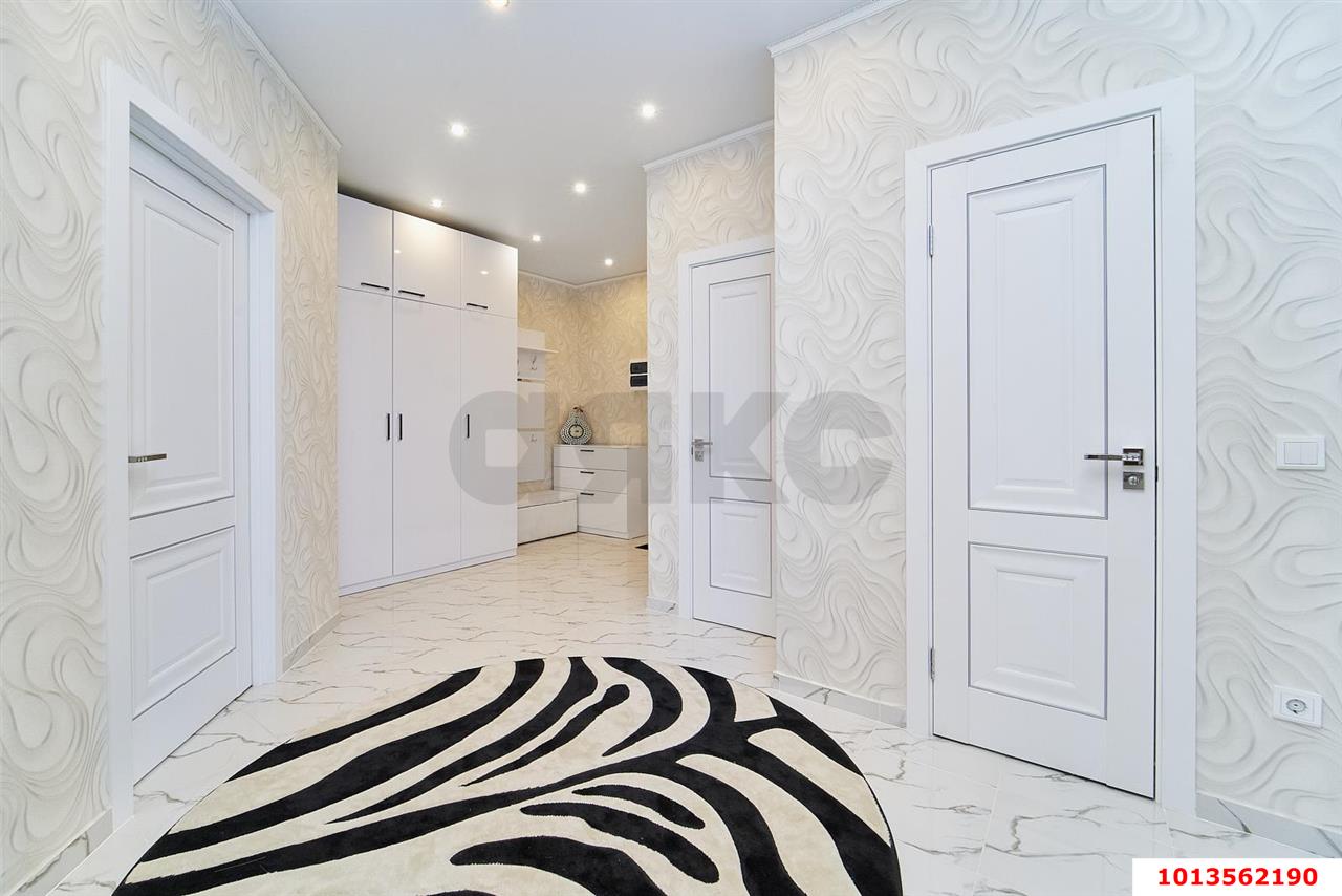 Фото №15: 3-комнатная квартира 90&nbsp;м², 3/22&nbsp;эт. - Краснодар, Прикубанский внутригородской округ, мкр. ЖК Бауинвест, ул. имени 40-летия Победы, 186к3
