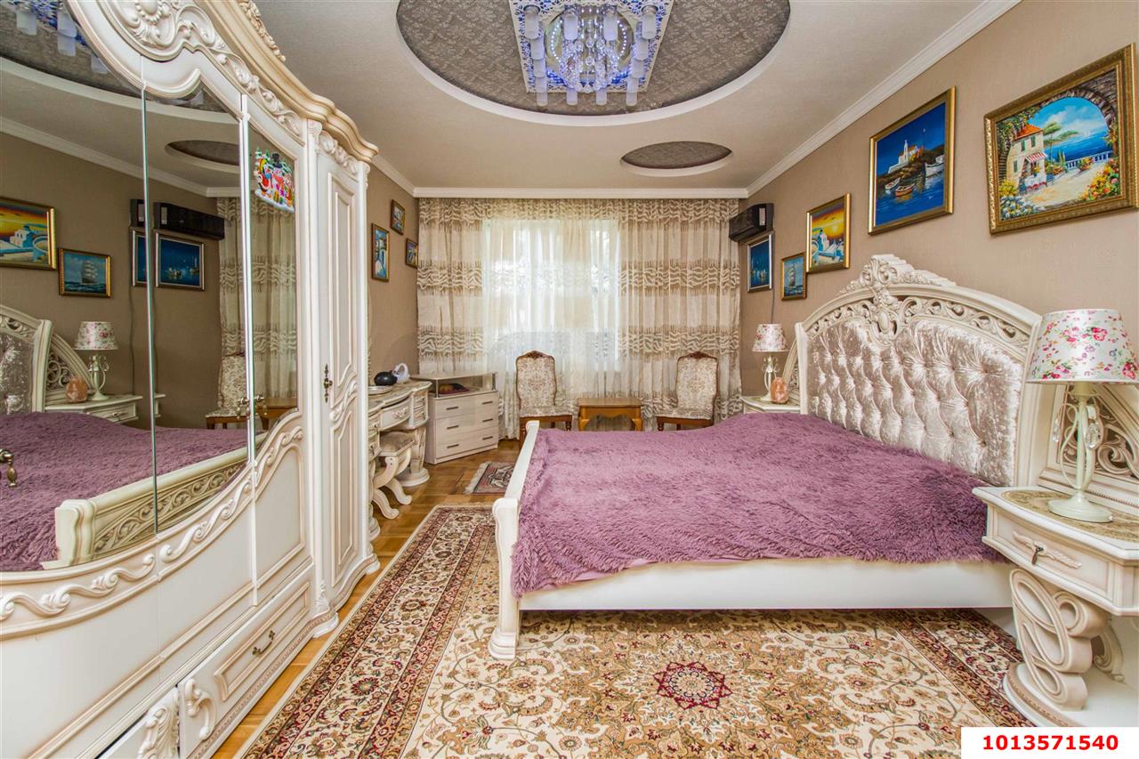 Фото №4: Дом 410&nbsp;м² + 10&nbsp;сот., 3&nbsp;эт. - Краснодар, Прикубанский внутригородской округ, Калинино, мкр. Завод Радиоизмерительных Приборов, ул. им. Ягодина М. Д., 67