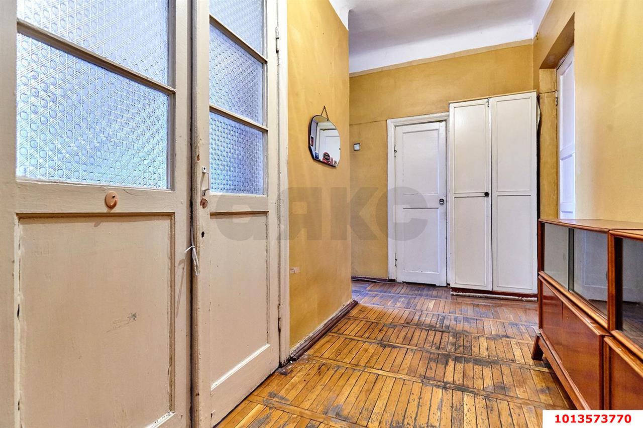 Фото №7: 2-комнатная квартира 63&nbsp;м², 5/5&nbsp;эт. - Краснодар, Западный внутригородской округ, мкр. Центральный, ул. Кирова, 50