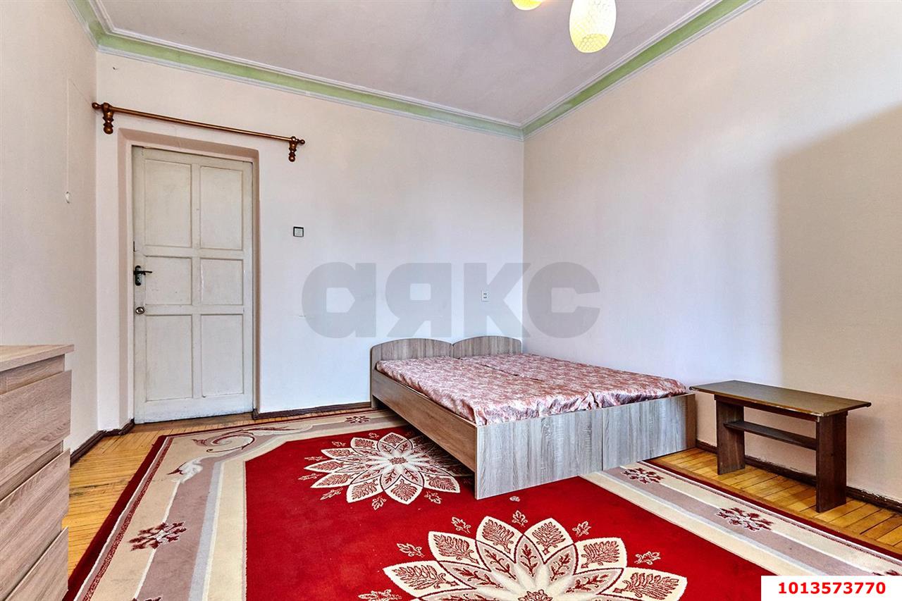 Фото №4: 2-комнатная квартира 63&nbsp;м², 5/5&nbsp;эт. - Краснодар, Западный внутригородской округ, мкр. Центральный, ул. Кирова, 50