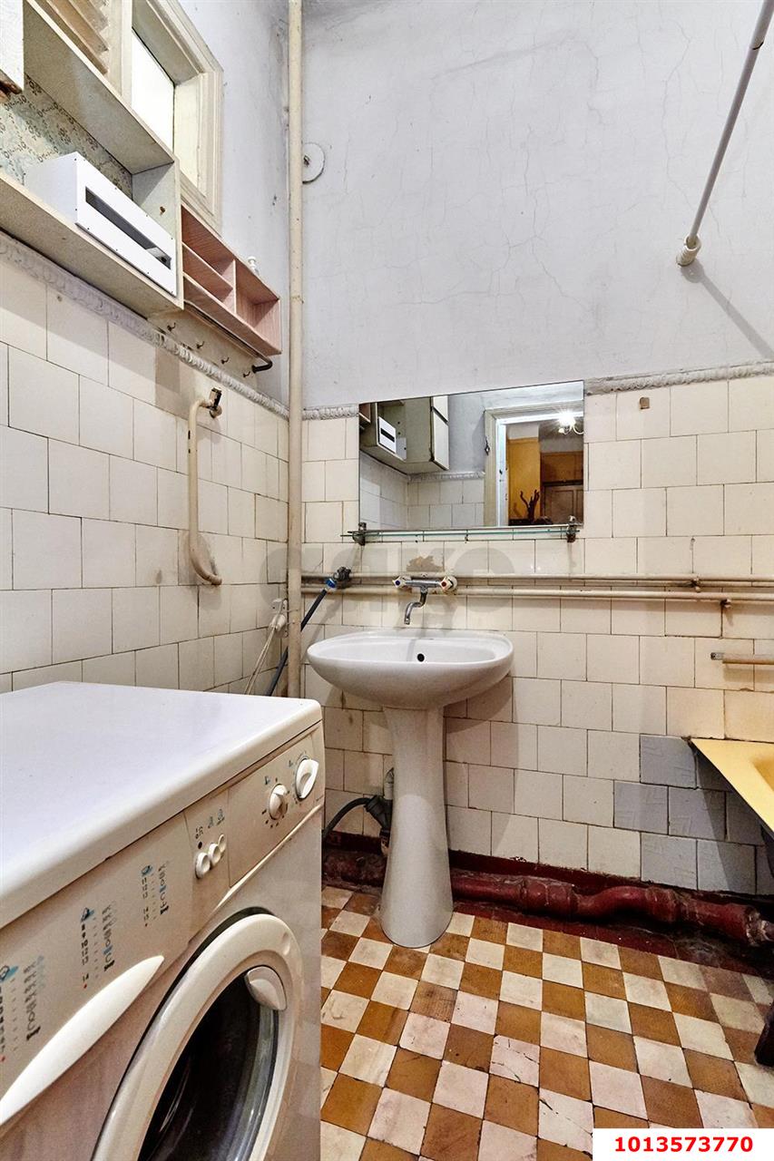 Фото №9: 2-комнатная квартира 63&nbsp;м², 5/5&nbsp;эт. - Краснодар, Западный внутригородской округ, мкр. Центральный, ул. Кирова, 50