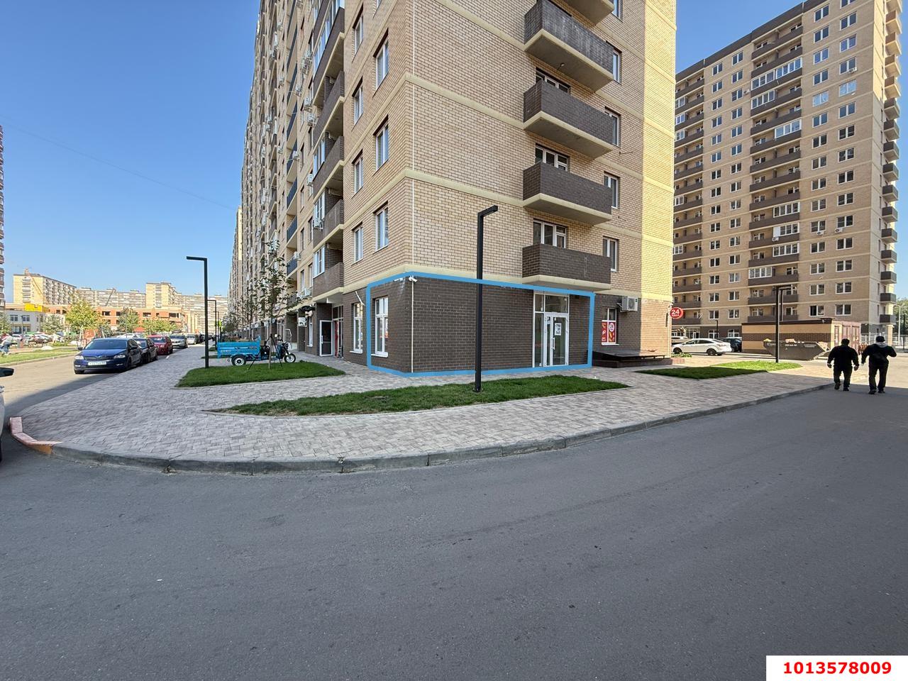Фото №1: Торговое помещение 30&nbsp;м², 1/16&nbsp;эт. - Краснодар, Прикубанский внутригородской округ, мкр. жилой комплекс Дыхание, ул. Лётчика Позднякова, 2к24