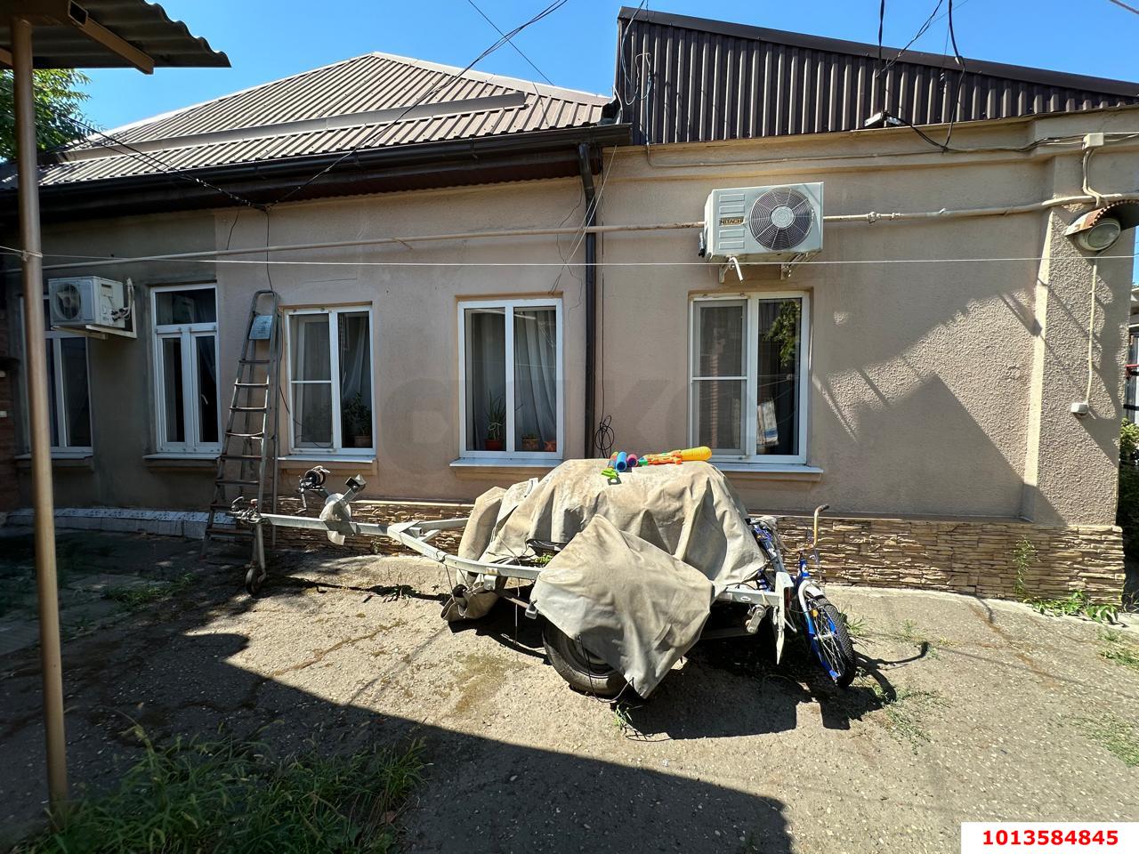 Фото №4: Готовый бизнес 29&nbsp;м², 1/2&nbsp;эт. - Краснодар, Центральный внутригородской округ, мкр. Центральный, ул. Ленина, 84