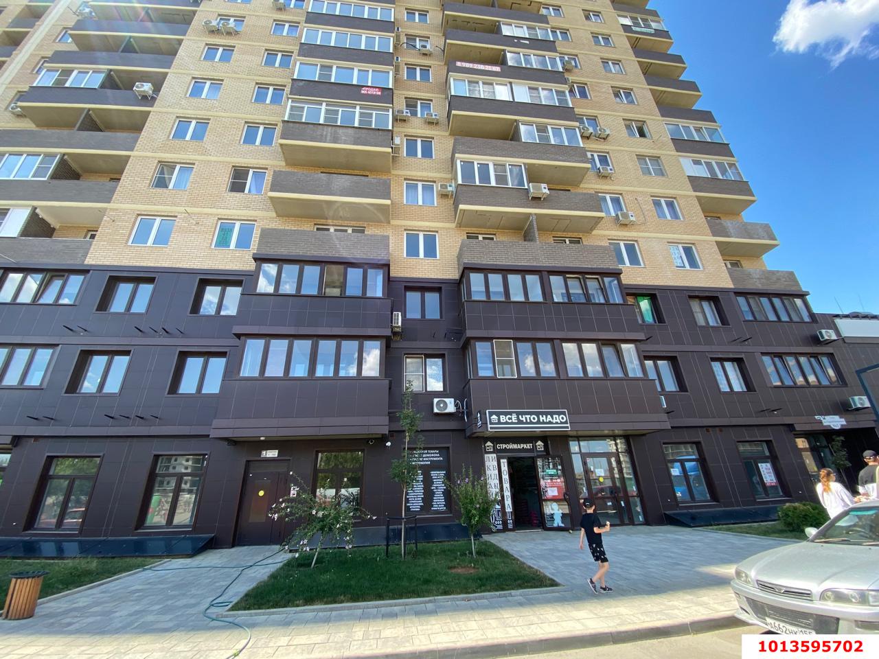 Фото №6: Торговое помещение 46&nbsp;м², 1/16&nbsp;эт. - Краснодар, Прикубанский внутригородской округ, мкр. жилой комплекс Ракурс, ул. имени Героя Ростовского, 8к1