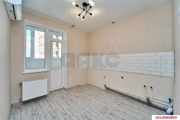 Фото №1: 1-комнатная квартира 31 м², 7/24 эт. - Краснодар, мкр. Краевая Клиническая Больница, ул. Домбайская, 12