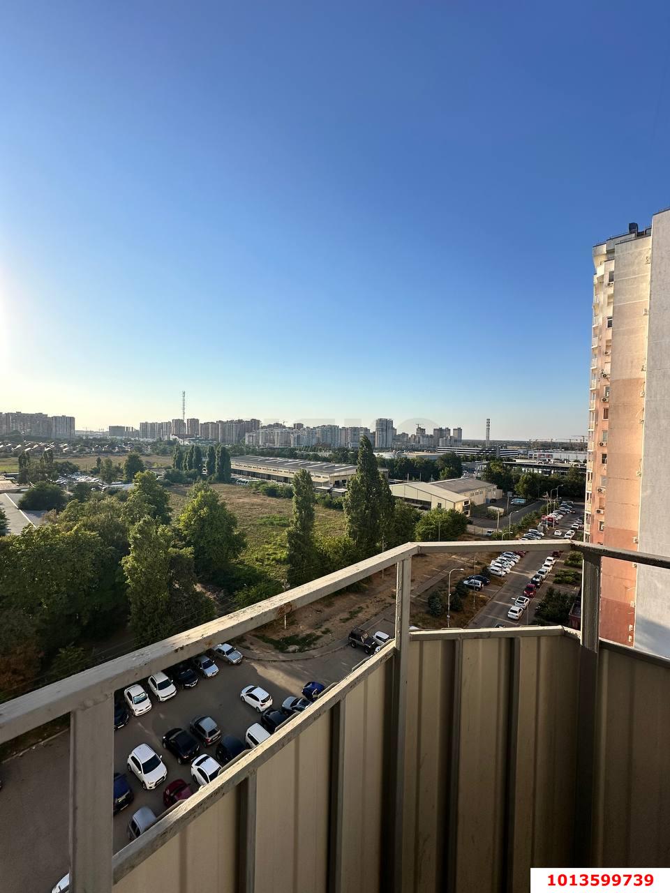 Фото №11: 2-комнатная квартира 75&nbsp;м², 10/17&nbsp;эт. - Краснодар, Прикубанский внутригородской округ, мкр. имени Маршала Жукова, ул. Александра Покрышкина, 2/1