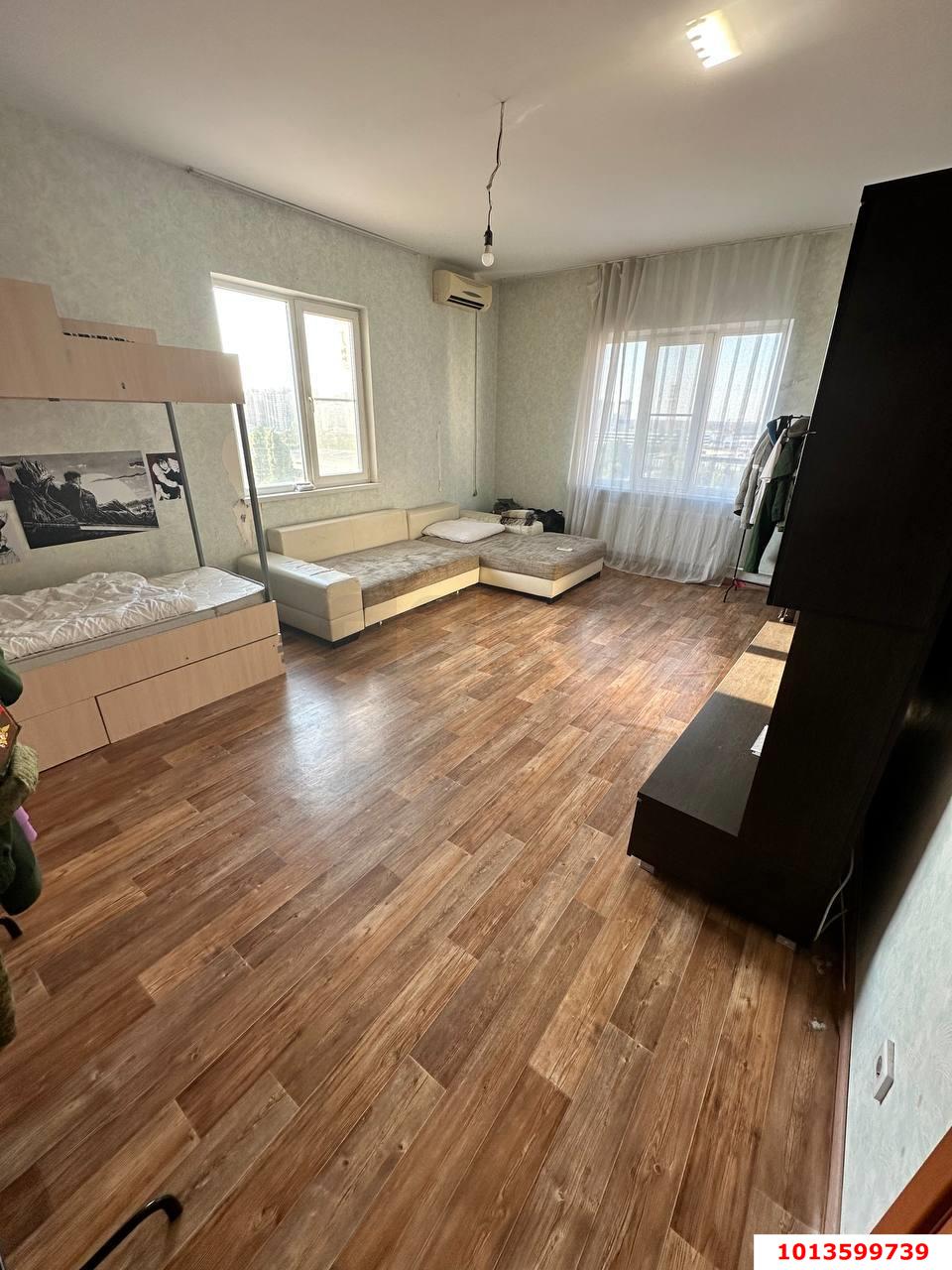 Фото №5: 2-комнатная квартира 75&nbsp;м², 10/17&nbsp;эт. - Краснодар, Прикубанский внутригородской округ, мкр. имени Маршала Жукова, ул. Александра Покрышкина, 2/1