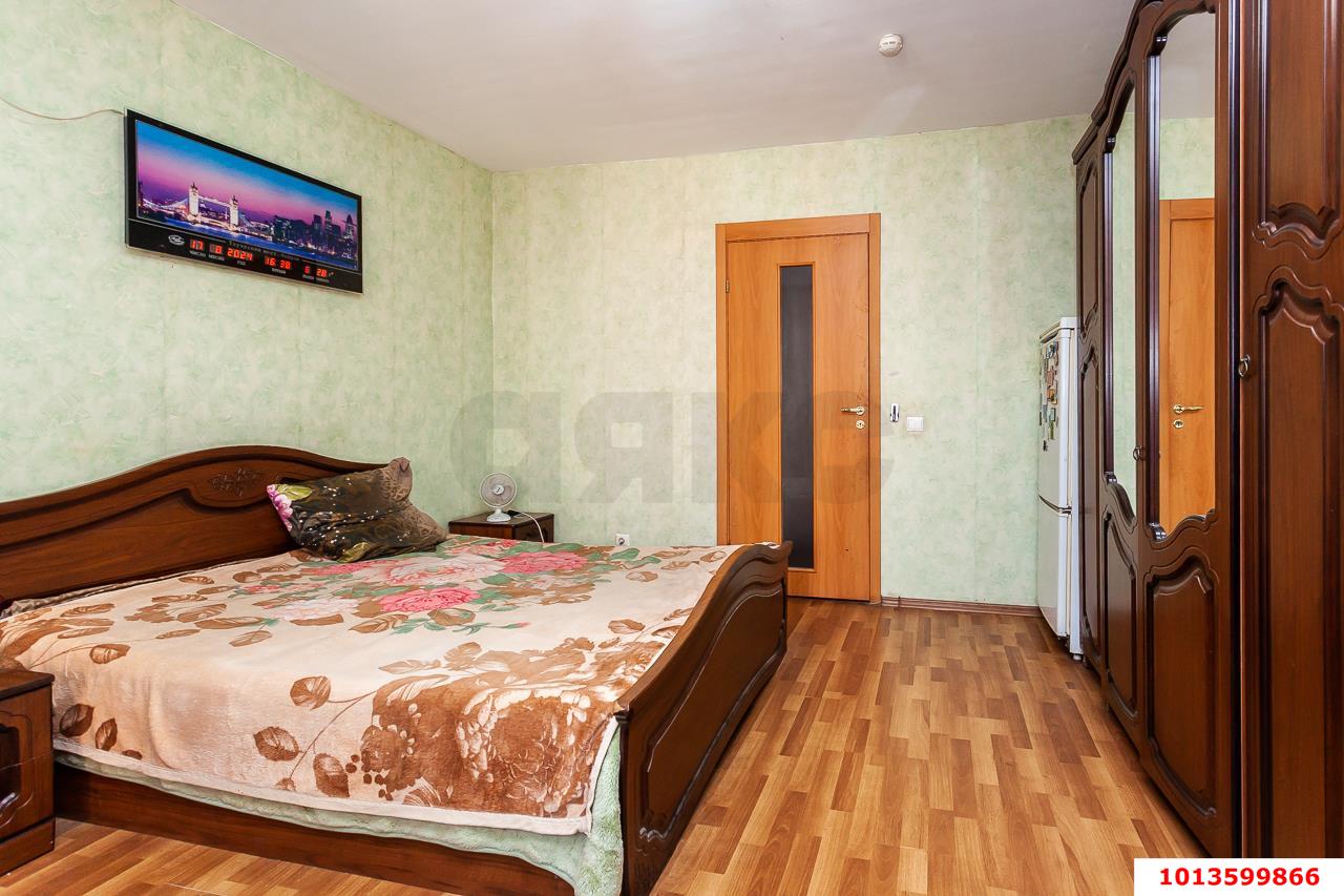 Фото №5: 3-комнатная квартира 72&nbsp;м², 10/16&nbsp;эт. - Краснодар, Западный внутригородской округ, Кожзавод, мкр. Военный городок № 1, ул. имени Калинина, 350/4
