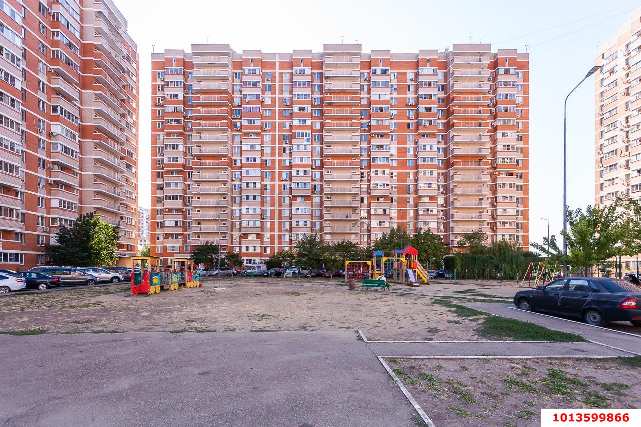 Фото №11: 3-комнатная квартира 72&nbsp;м², 10/16&nbsp;эт. - Краснодар, Западный внутригородской округ, Кожзавод, мкр. Военный городок № 1, ул. имени Калинина, 350/4