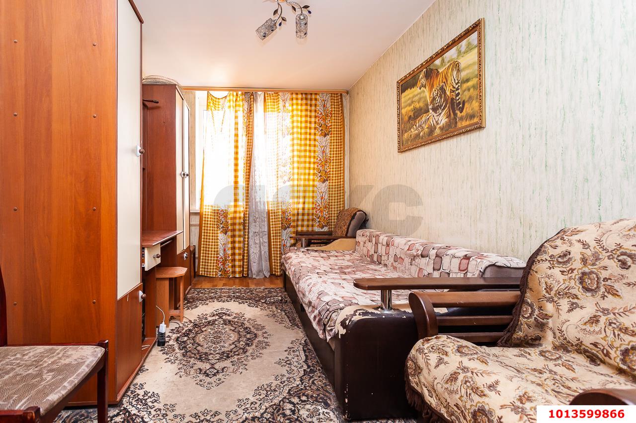 Фото №4: 3-комнатная квартира 72&nbsp;м², 10/16&nbsp;эт. - Краснодар, Западный внутригородской округ, Кожзавод, мкр. Военный городок № 1, ул. имени Калинина, 350/4