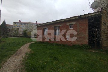 Фото №1: Коммерция 87&nbsp;м², 1/1&nbsp;эт. - Горячий Ключ, мкр. Администрация, ул. Ленина, 203Г