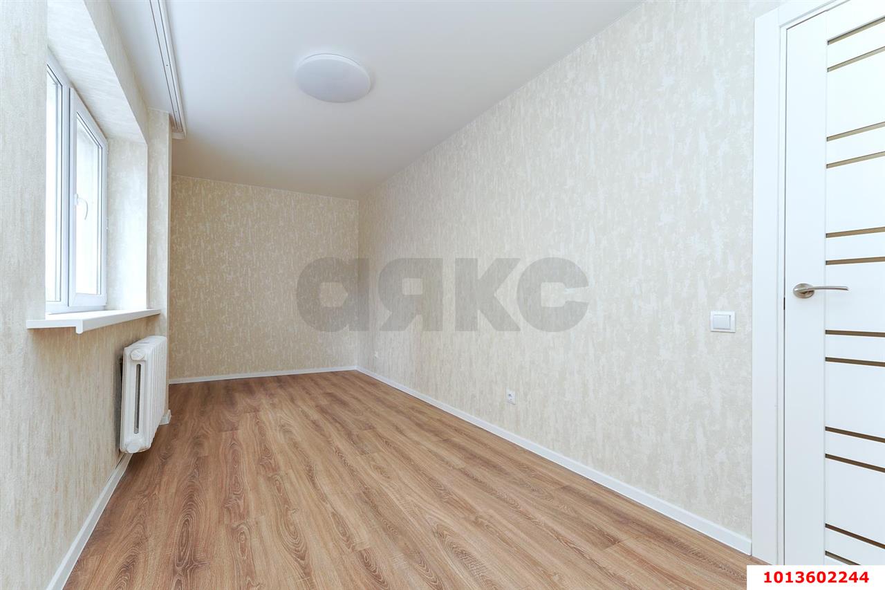 Фото №6: 2-комнатная квартира 43&nbsp;м², 2/5&nbsp;эт. - Краснодар, Центральный внутригородской округ, Покровка, мкр. Центральный, ул. Суворова, 151