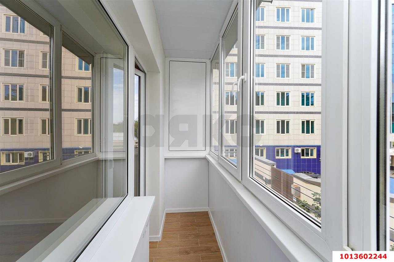 Фото №11: 2-комнатная квартира 43&nbsp;м², 2/5&nbsp;эт. - Краснодар, Центральный внутригородской округ, Покровка, мкр. Центральный, ул. Суворова, 151