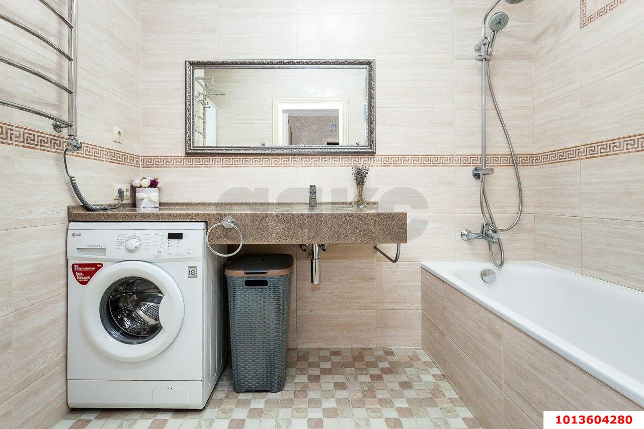 Фото №9: 2-комнатная квартира 68&nbsp;м², 21/25&nbsp;эт. - Краснодар, Прикубанский внутригородской округ, Завод Измерительных Приборов, мкр. ЖК Москва, ул. Российская, 79/3к1