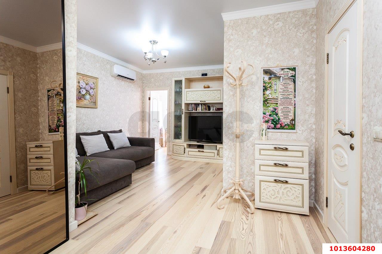 Фото №8: 2-комнатная квартира 68&nbsp;м², 21/25&nbsp;эт. - Краснодар, Прикубанский внутригородской округ, Завод Измерительных Приборов, мкр. ЖК Москва, ул. Российская, 79/3к1