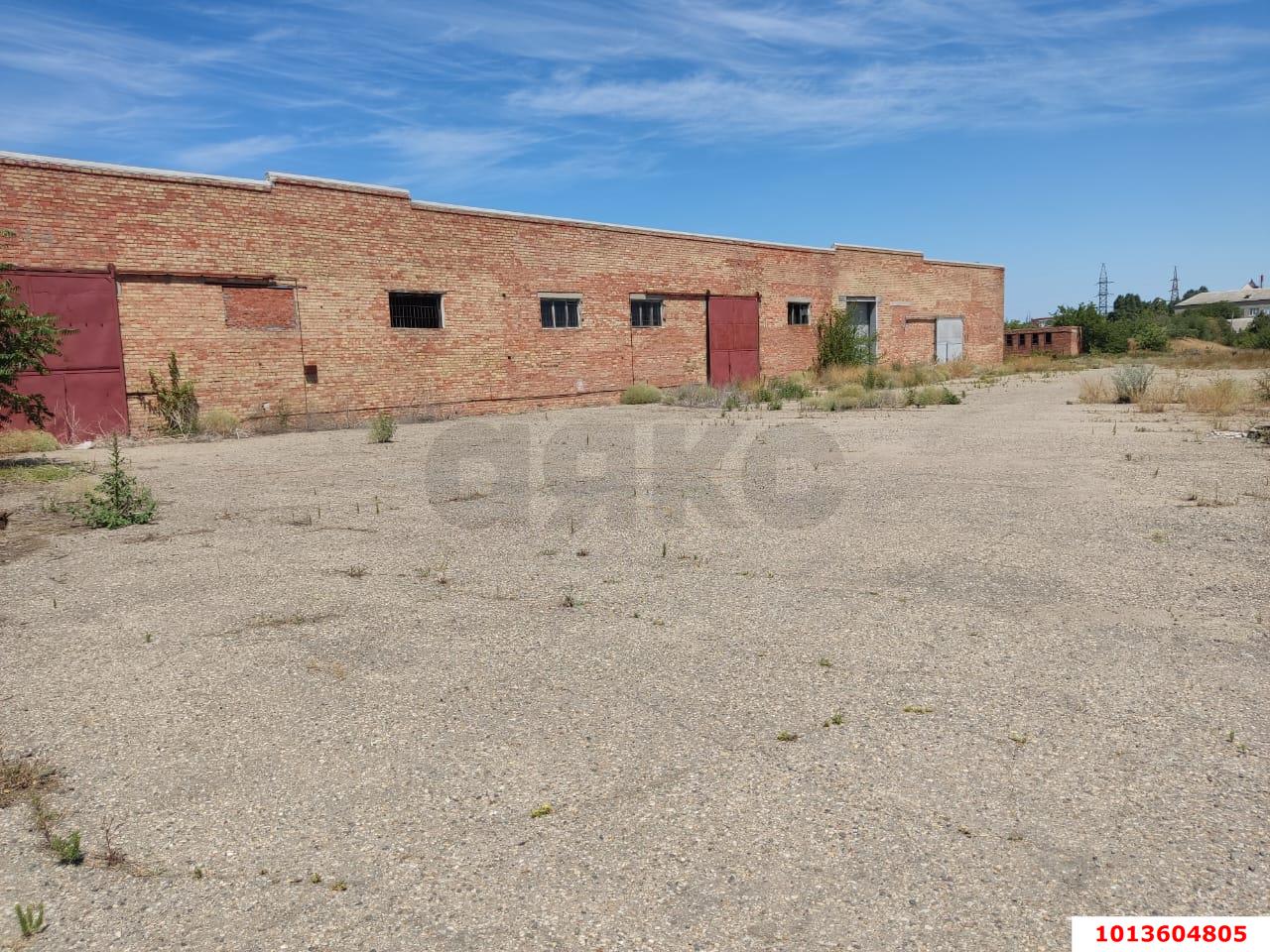 Фото №7: Коммерция 5600&nbsp;м², 1/1&nbsp;эт. - Ейск, Центральный внутригородской округ, Западный внутригородской округ, мкр. Центральный, ул. Мичурина, 23Л