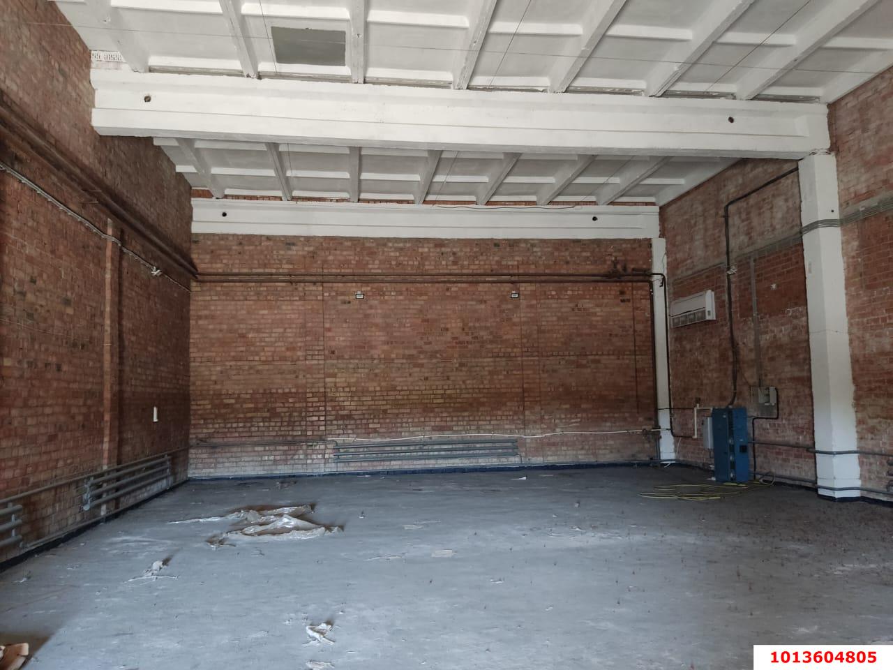 Фото №4: Коммерция 5600&nbsp;м², 1/1&nbsp;эт. - Ейск, Центральный внутригородской округ, Западный внутригородской округ, мкр. Центральный, ул. Мичурина, 23Л