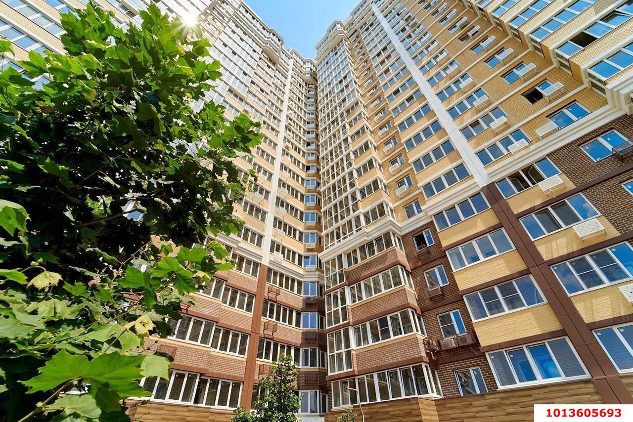 Фото №2: 2-комнатная квартира 65&nbsp;м², 10/24&nbsp;эт. - Краснодар, Центральный внутригородской округ, Табачная Фабрика, мкр. ЖК Все Свои Вип, ул. Колхозная, 5