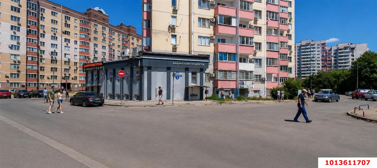 Фото №3: Торговое помещение 183&nbsp;м², 1/16&nbsp;эт. - Краснодар, Прикубанский внутригородской округ, мкр. Восточно-Кругликовский, ул. Героя А.А. Аверкиева, 2