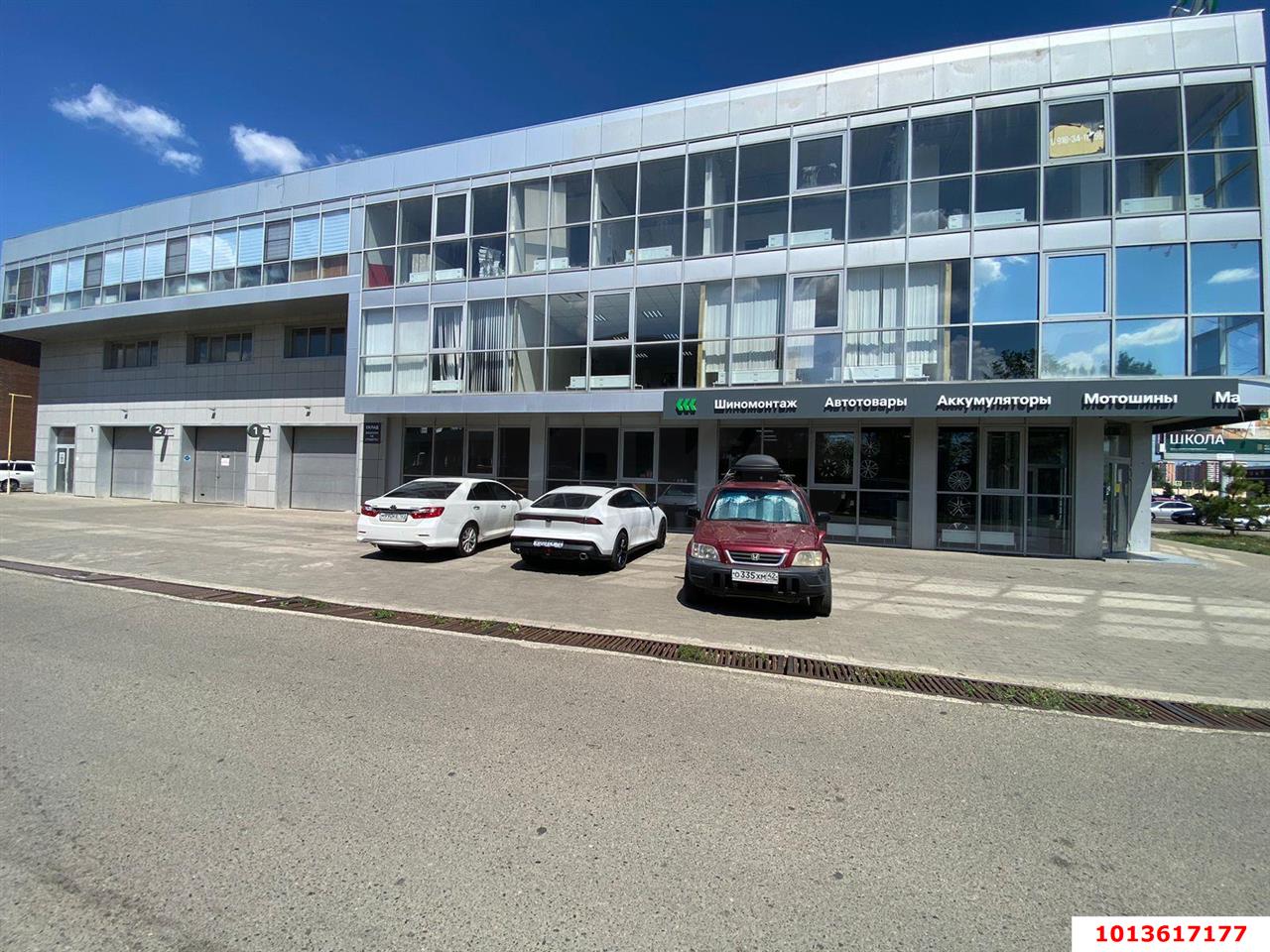 Фото №1: Офисное помещение 577&nbsp;м², 2/3&nbsp;эт. - Краснодар, Прикубанский внутригородской округ, мкр. 2-я Площадка, ул. Взлётная, 1/4