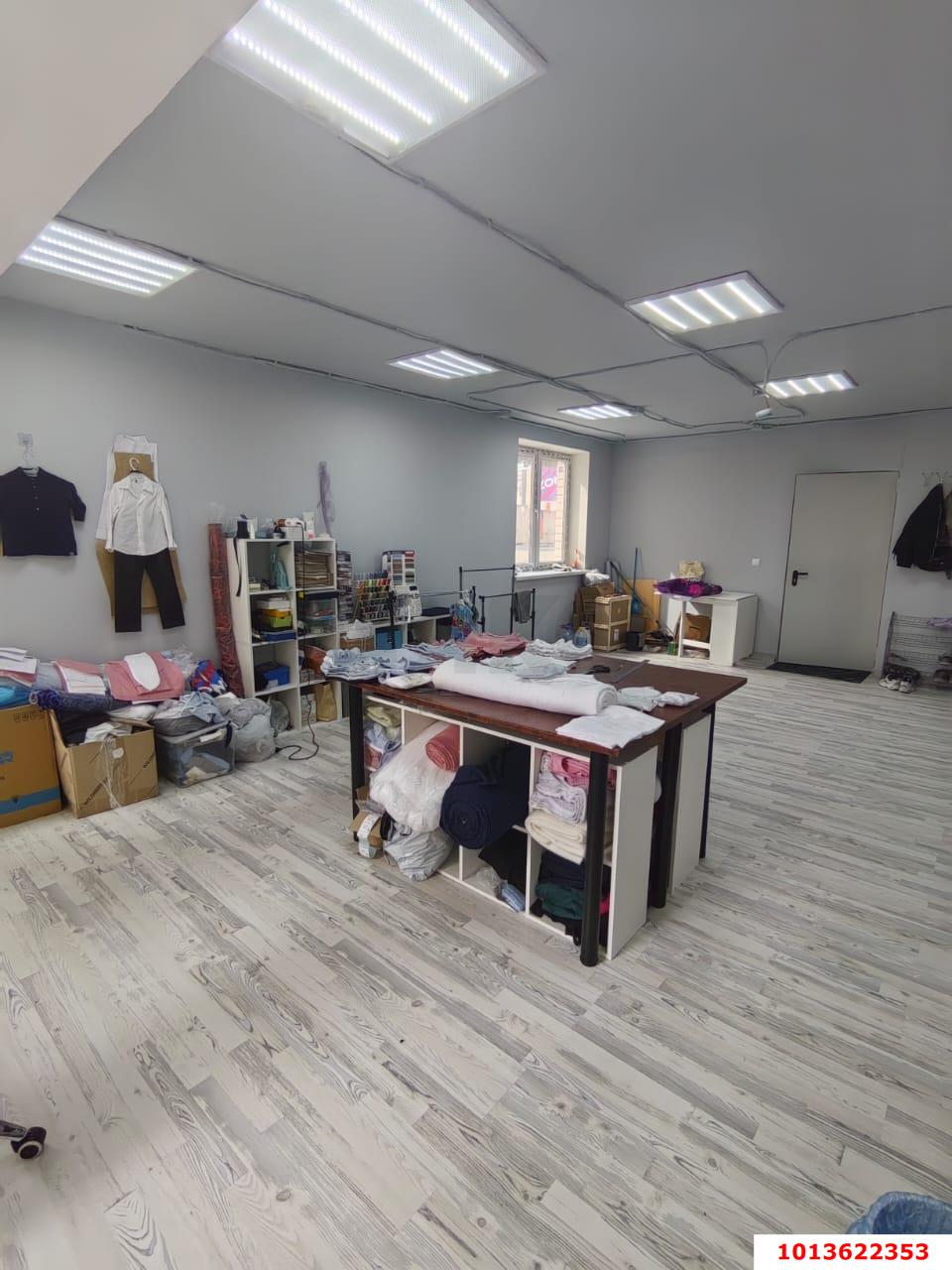 Фото №5: Офисное помещение 42&nbsp;м², 1/20&nbsp;эт. - Краснодар, Прикубанский внутригородской округ, имени Петра Метальникова, мкр. жилой комплекс Радуга, ул. Евгении Жигуленко, 7к2
